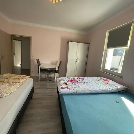 Leo Zentrum * Rüsselsheim