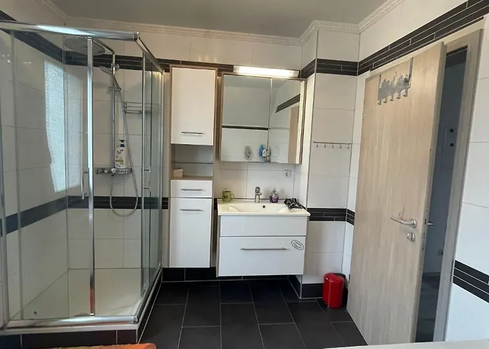 Leo Zentrum * Rüsselsheim