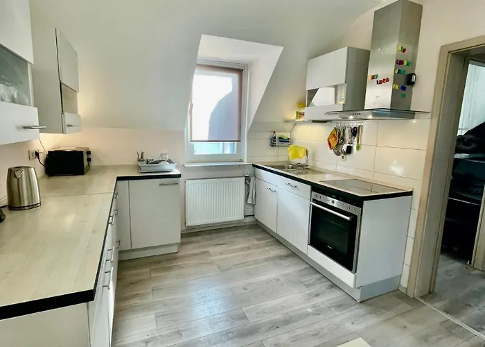 Leo Zentrum Ubytování v soukromí Rüsselsheim